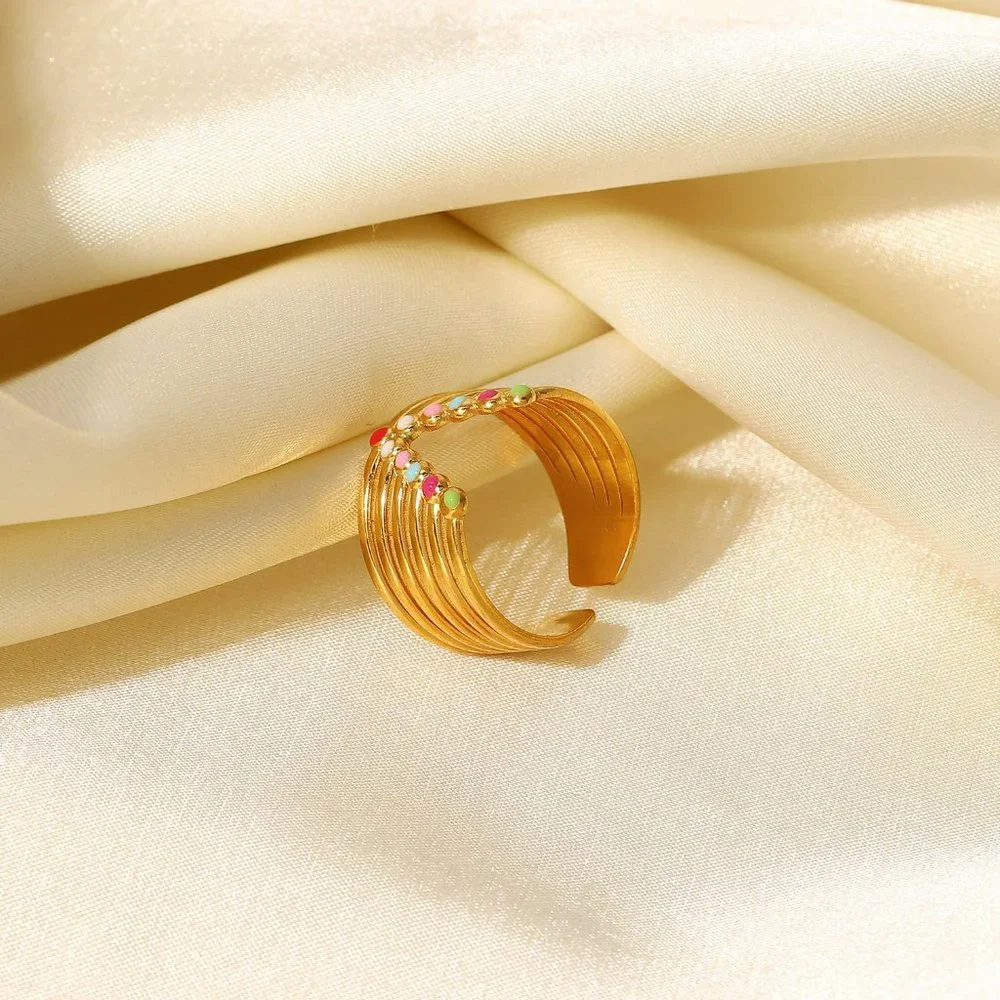Vera Open Ring - Picture 3 of 8